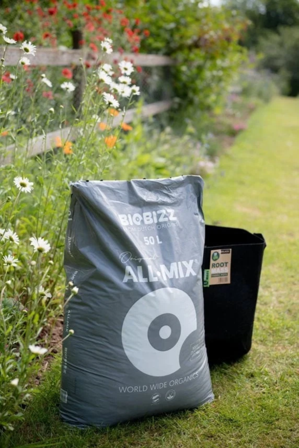 BIOBIZZ All-Mix Organic Houseplant Potting Soil