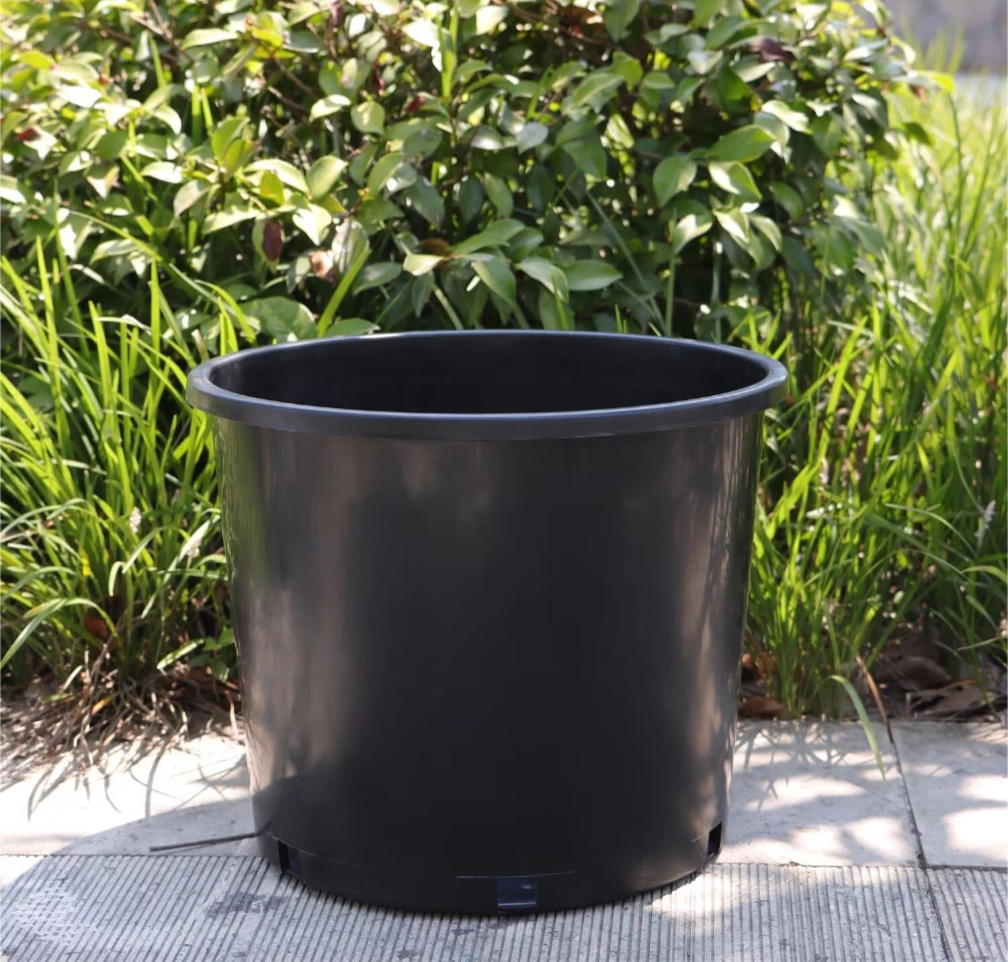 Plastic Plant Pots - Round